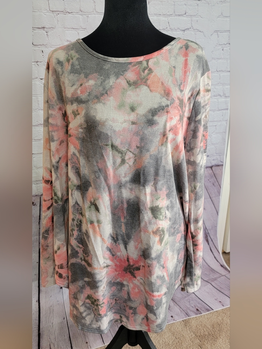 Yahada Floral Tie-Dye Long Sleeve Top - Pink & Gray